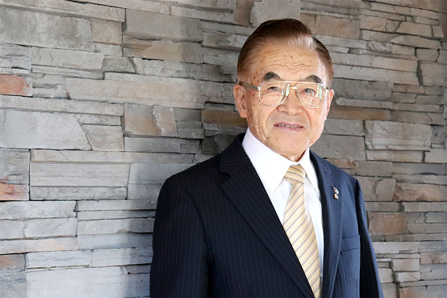 山本 鑛一　相談役　税理士/行政書士